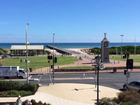Adelaide - Semaphore Beach Front - Melbourne Tourism 25