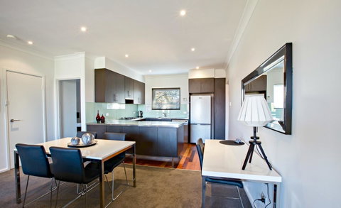 Adelaide DressCircle Apartments - Archer Street - Melbourne Tourism 9