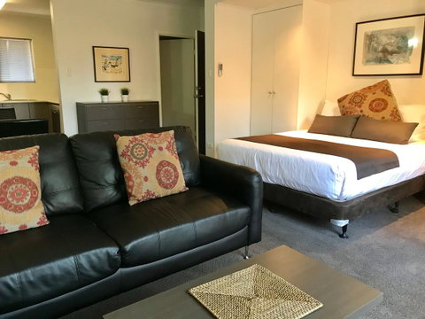 Adelaide DressCircle Apartments - Archer Street - Melbourne Tourism 6