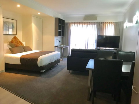 Adelaide DressCircle Apartments - Archer Street - Melbourne Tourism 4