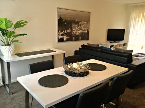 Adelaide DressCircle Apartments - Archer Street - Melbourne Tourism 26
