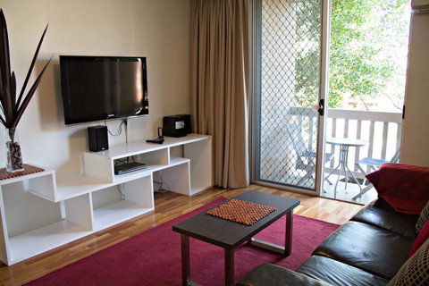 Adelaide DressCircle Apartments - Archer Street - Melbourne Tourism 14