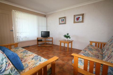 Lake Edge Apartments - Melbourne Tourism 15