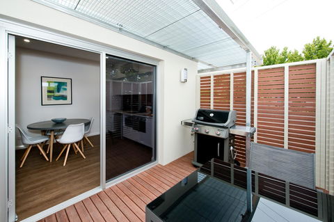 Loxton Courthouse Apartments - Melbourne Tourism 4