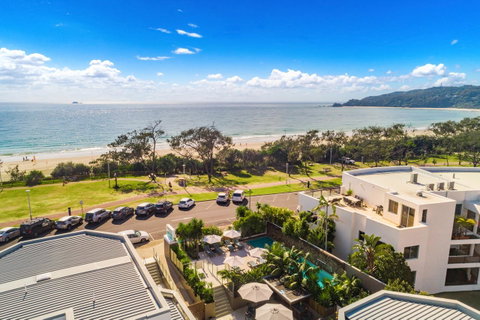 Bayview Beachfront Apartments, In Town Right On The Beach - Melbourne Tourism 3