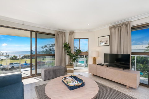 Bayview Beachfront Apartments, In Town Right On The Beach - Melbourne Tourism 36