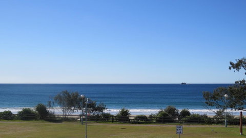 Bayview Beachfront Apartments, In Town Right On The Beach - Melbourne Tourism 28