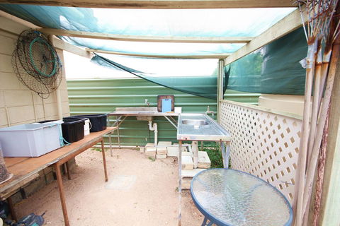 Port Vincent Motel & Apartments - Melbourne Tourism 23