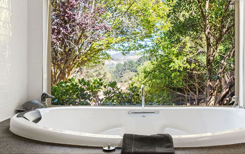 Adelaide Hills Retreats - Melbourne Tourism 11