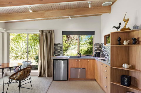 Adelaide Hills Retreats - Melbourne Tourism 24