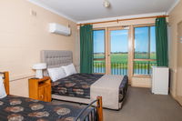 Book Tailem Bend Accommodation Vacations Melbourne Tourism Melbourne Tourism