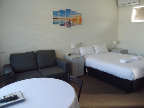 Guichen Bay Motel - Melbourne Tourism 3