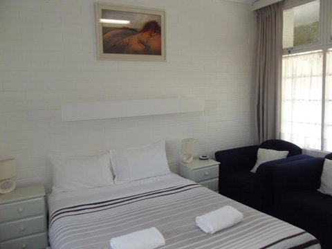 Guichen Bay Motel - Melbourne Tourism 28