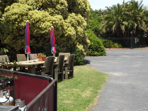Guichen Bay Motel - Melbourne Tourism 32