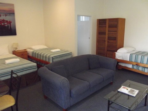 Guichen Bay Motel - Melbourne Tourism 9