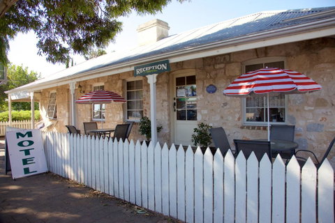Guichen Bay Motel - Melbourne Tourism 12