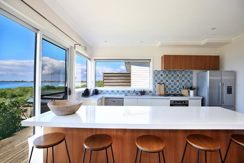 Culburra Beachhouse - Melbourne Tourism 13