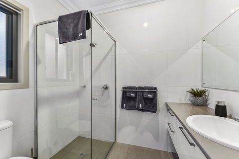 Accommodation On Lansell 2 - Melbourne Tourism 5