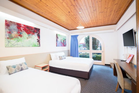 Nightcap At Federal Hotel Mt Gambier - Melbourne Tourism 0