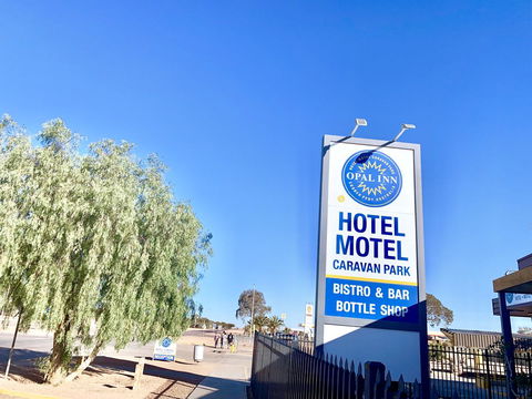 Opal Inn Hotel, Motel, Caravan Park - Melbourne Tourism 38