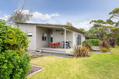 Blue Lake Holiday Park - Melbourne Tourism 31