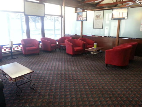 Grand Tasman Hotel - Melbourne Tourism 21