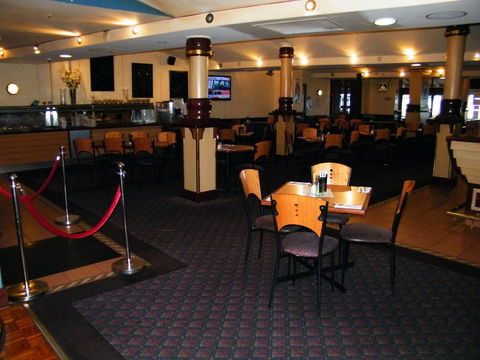 Grand Tasman Hotel - Melbourne Tourism 2