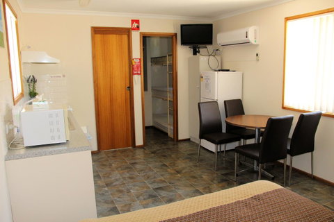 Ardrossan Caravan Park - Melbourne Tourism 29