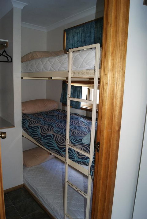 Ardrossan Caravan Park - Melbourne Tourism 13