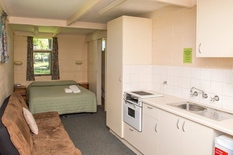 Kalganyi Holiday Park - Melbourne Tourism 34