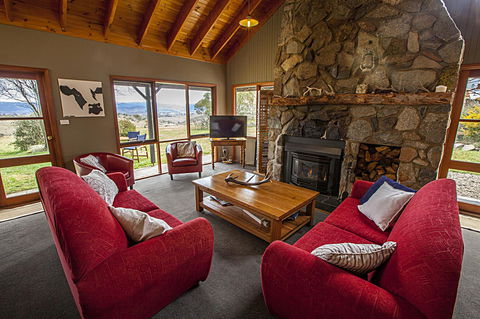 Eagles Range - Melbourne Tourism 4