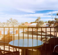 Desert Cave Hotel - Melbourne Tourism