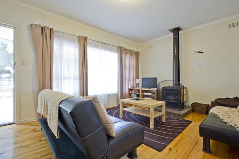 The Old Mount Gambier Gaol - Melbourne Tourism 24