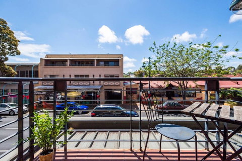 Executive 3 Bedroom Apartment + Internet + Parking - Melbourne Tourism 40