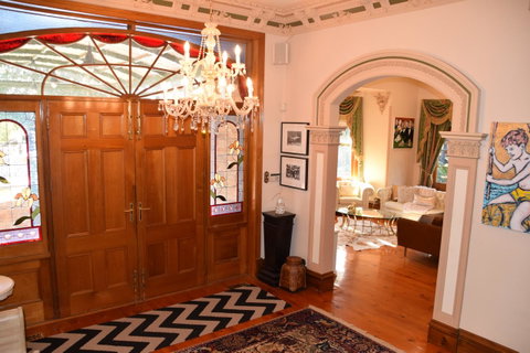 Grand Bluestone Mansion - Melbourne Tourism 3
