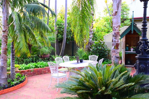 Grand Bluestone Mansion - Melbourne Tourism 18