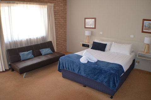 Deer Park Motor Inn Armidale - Melbourne Tourism 8