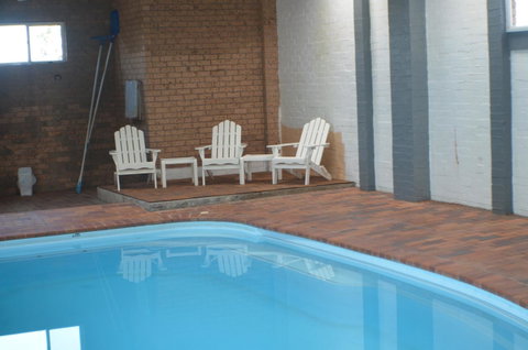 Deer Park Motor Inn Armidale - Melbourne Tourism 13