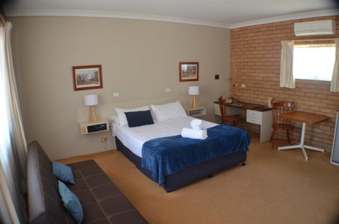 Deer Park Motor Inn Armidale - Melbourne Tourism 7