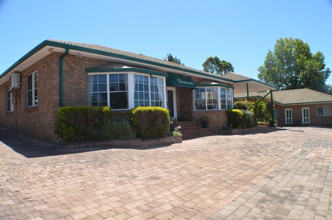 Deer Park Motor Inn Armidale - Melbourne Tourism 32