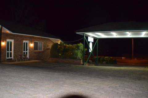 Deer Park Motor Inn Armidale - Melbourne Tourism 17