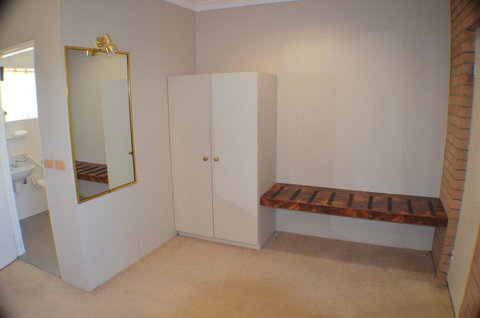 Deer Park Motor Inn Armidale - Melbourne Tourism 35