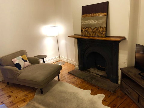 Hammond Apartments - Melbourne Tourism 6