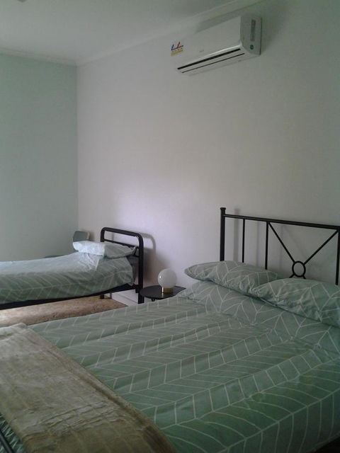 Hilltop Escape - Melbourne Tourism 5