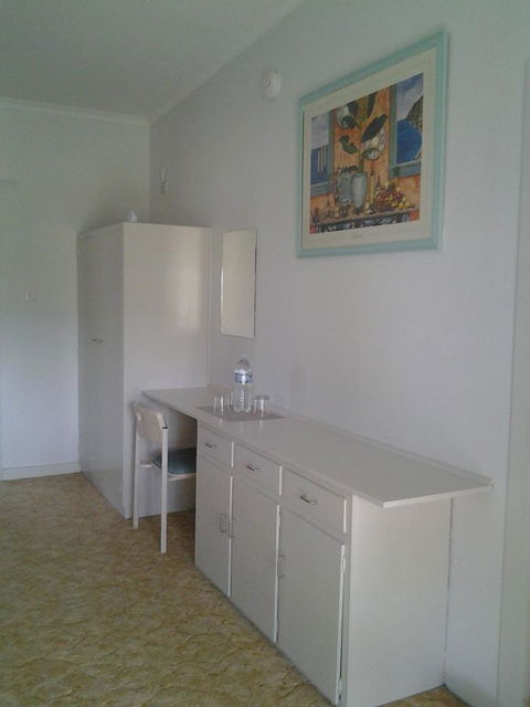 Hilltop Escape - Melbourne Tourism 6