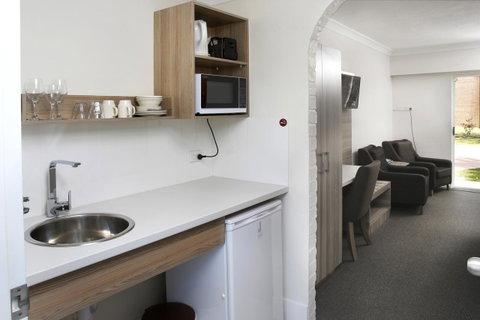 Aston Motel Yamba - Melbourne Tourism 35