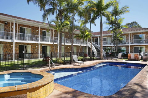 Aston Motel Yamba - Melbourne Tourism 5