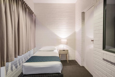 Greenways Apartments - Melbourne Tourism 6