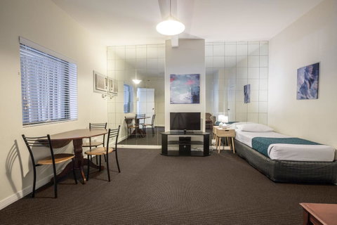 Greenways Apartments - Melbourne Tourism 0