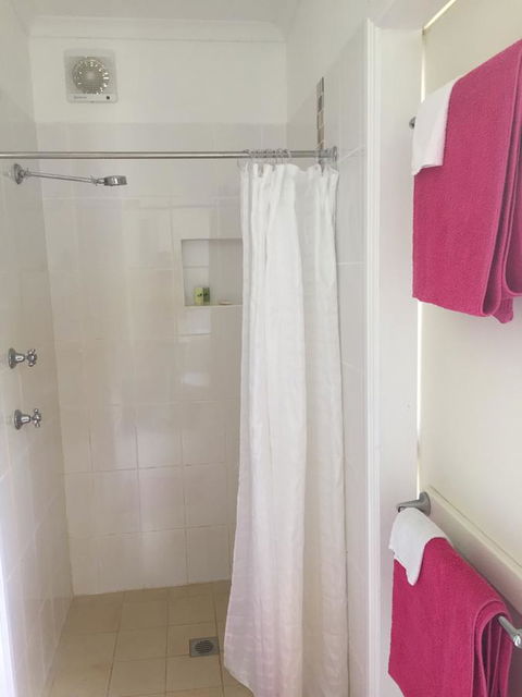 A Peaceful Cabin In The Country - Melbourne Tourism 6